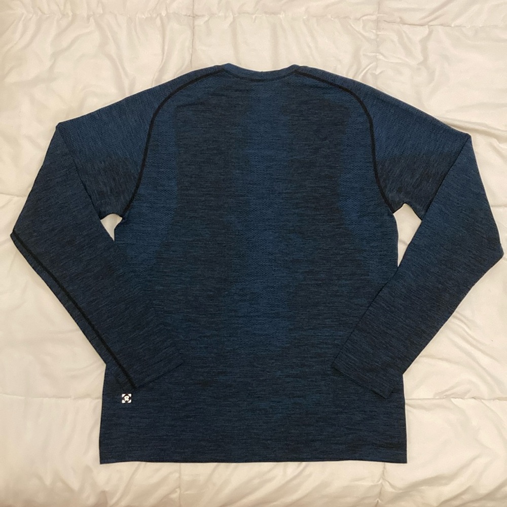 Lululemon Metal Vent Tech Long Sleeve Blue x Black Size M